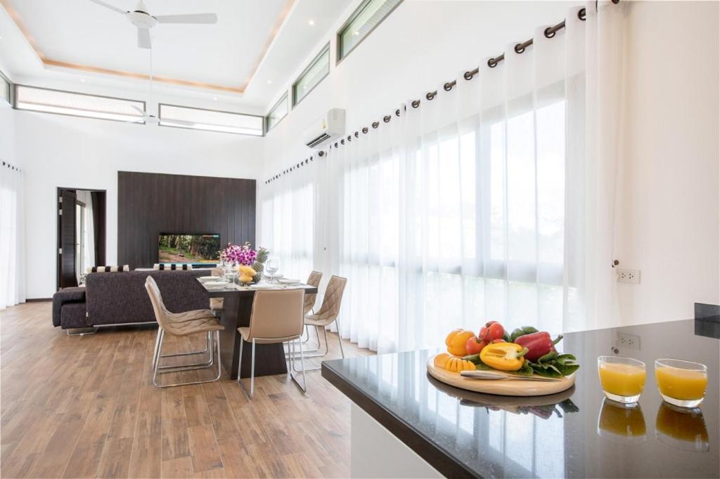 Shanti Villas X Monthstayz Thailand Rawai Exterior photo